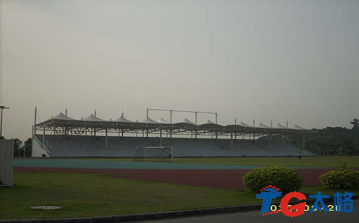 寶安公明鎮(zhèn)樓村體育場看臺膜結構工程,