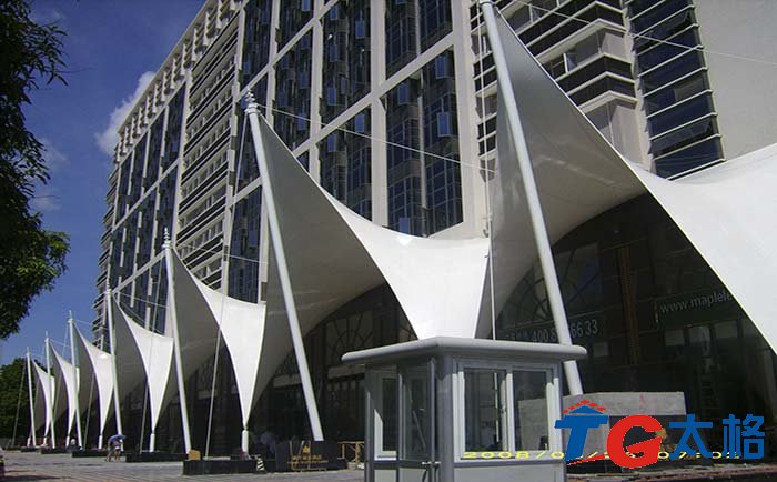 深圳楓葉城市酒店景觀膜結構工程