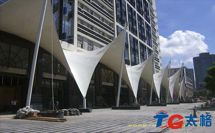 深圳楓葉城市酒店景觀膜結構工程