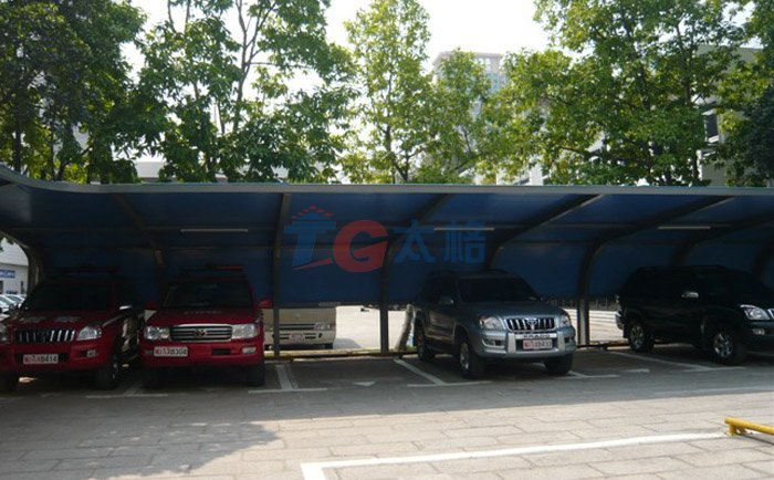 深圳華強(qiáng)北消防支隊(duì)膜結(jié)構(gòu)停車(chē)棚