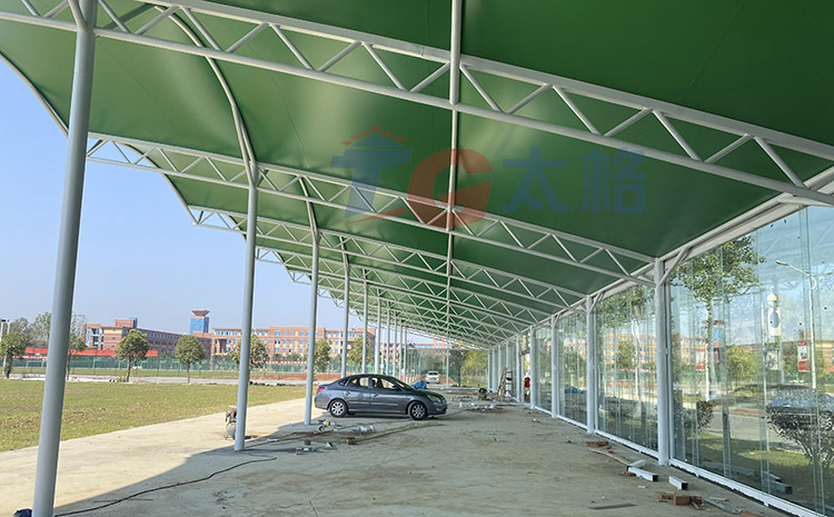 南陽科技技術學院高爾夫發球臺膜結構工程