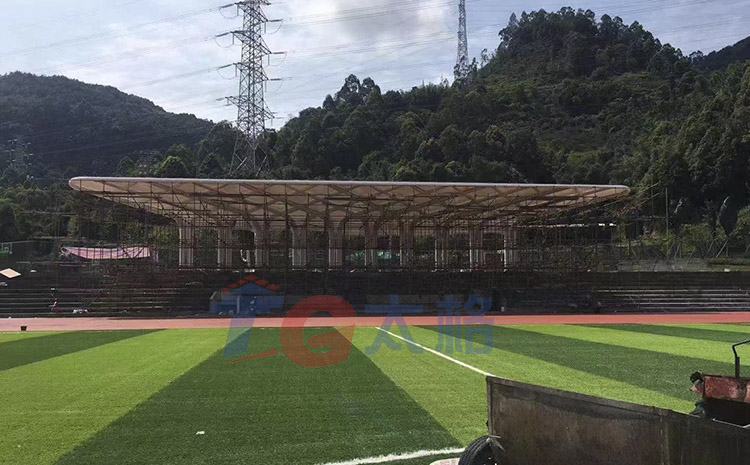 成都工業學院宜賓校區體育看臺膜結構